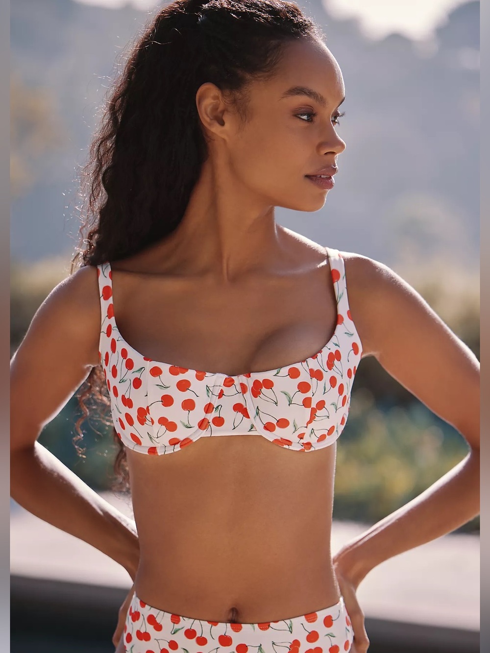 Good American Cherry Balconette Bikini Top in Cherry